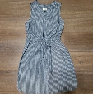 Women dress